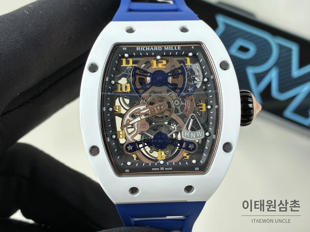 리차드밀 RM 17-02 화이트 세라믹 블루 스트랩 투르비용 시계 48mm