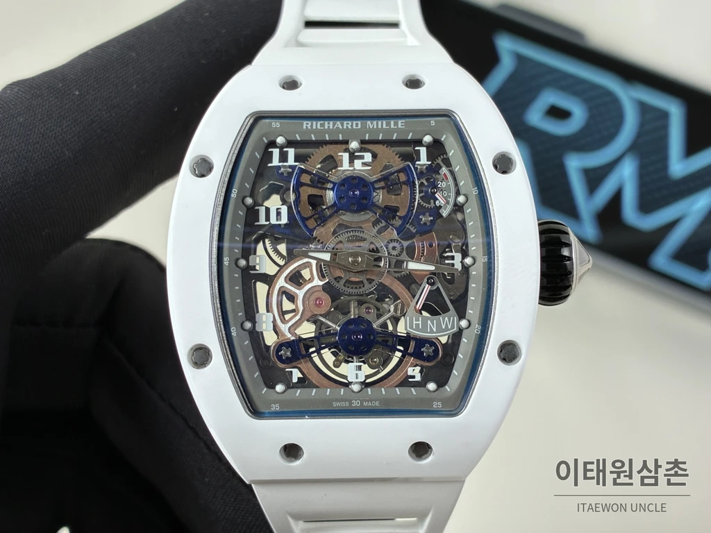 리차드밀 RM 17-02 화이트 세라믹 화이트 스트랩 실버 인덱스 투르비용 시계 48mm