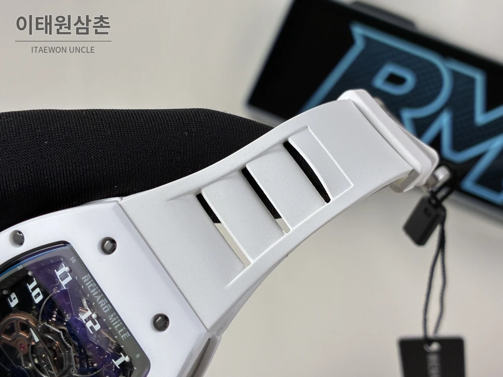 리차드밀 RM 17-02 화이트 세라믹 화이트 스트랩 실버 인덱스 투르비용 시계 48mm