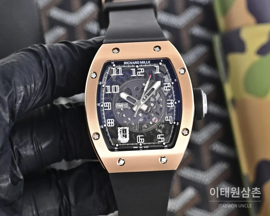 리차드밀 RM010 오토매틱 48mm 스켈레톤 다이얼 블랙 러버 스트랩