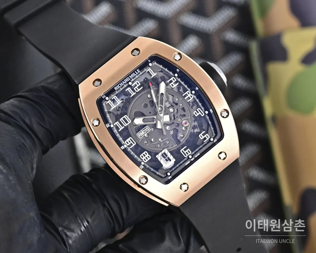 리차드밀 RM010 오토매틱 48mm 스켈레톤 다이얼 블랙 러버 스트랩