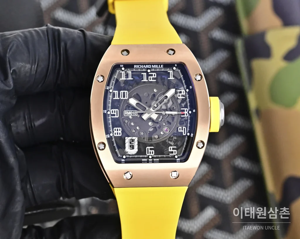 리차드밀 RM010 오토매틱 48mm 스켈레톤 다이얼 아이스블루 러버 스트랩