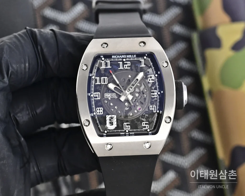 리차드밀 RM010 오토매틱 48mm 스켈레톤 다이얼 아이스블루 러버 스트랩