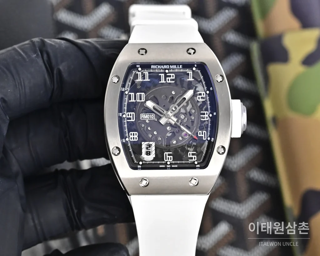 리차드밀 RM010 오토매틱 48mm 스켈레톤 다이얼 아이스블루 러버 스트랩