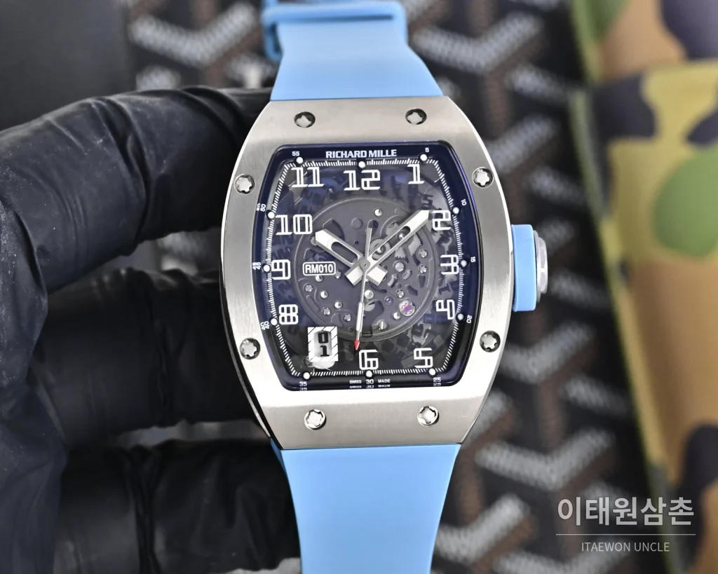 리차드밀 RM010 오토매틱 48mm 스켈레톤 다이얼 아이스블루 러버 스트랩