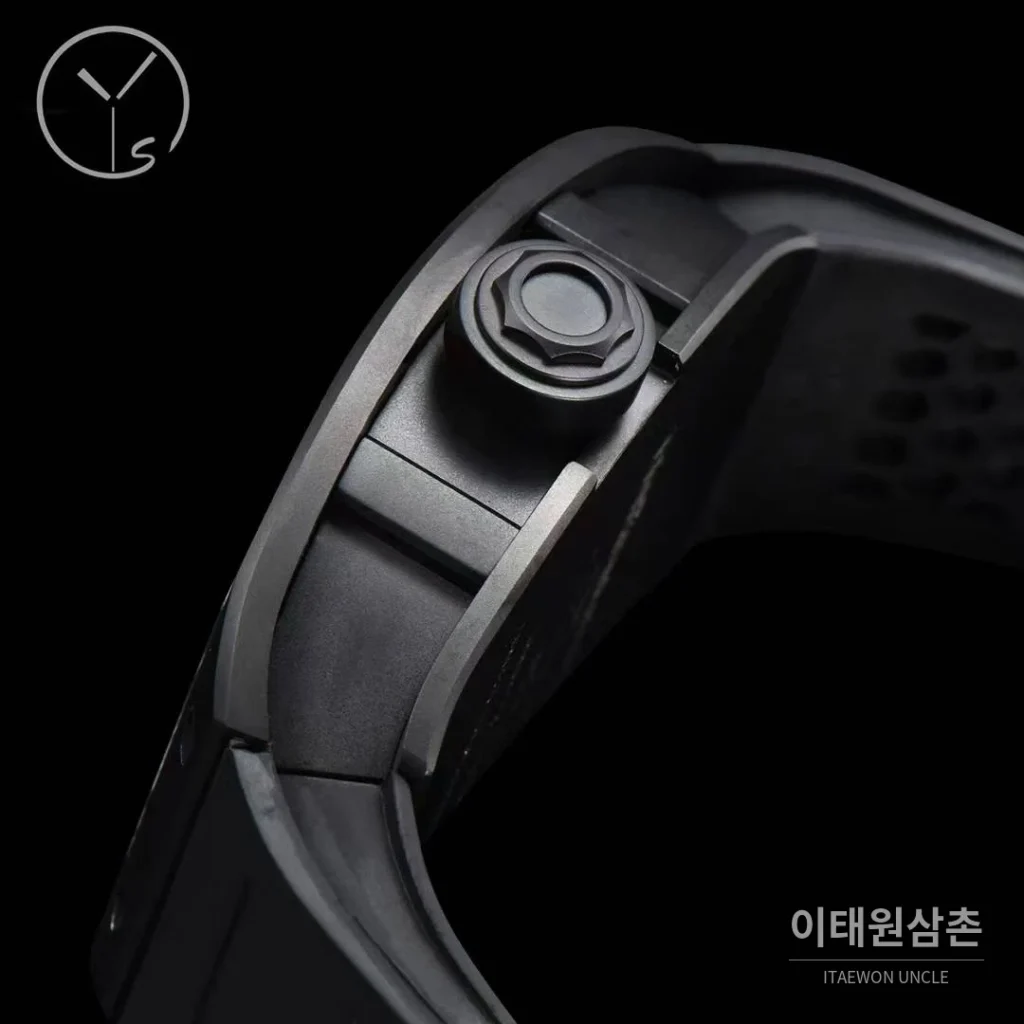 리차드밀 RM027 티타늄 스켈레톤 투르비옹 수동 50mm
