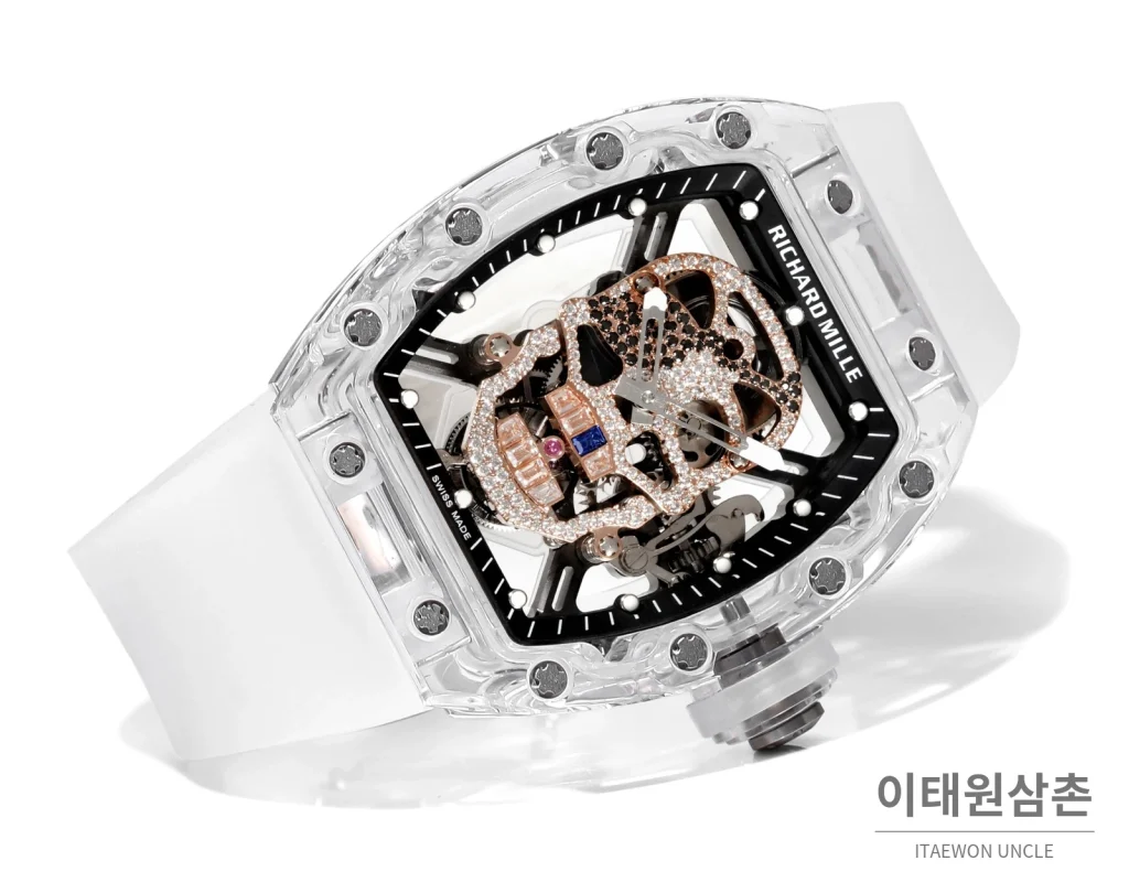 리차드밀 RM052 사파이어 스컬 투르비용 스켈레톤 수동 50mm 투명 스켈레톤 다이얼 화이트 러버 스트랩 화이트 베젤 카본 케이스