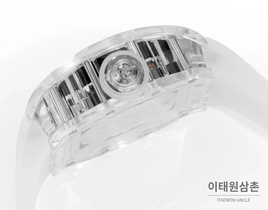 리차드밀 RM052 사파이어 스컬 투르비용 스켈레톤 수동 50mm 투명 스켈레톤 다이얼 화이트 러버 스트랩 화이트 베젤 카본 케이스