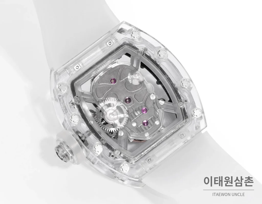 리차드밀 RM052 사파이어 스컬 투르비용 스켈레톤 수동 50mm 투명 스켈레톤 다이얼 화이트 러버 스트랩 화이트 베젤 카본 케이스