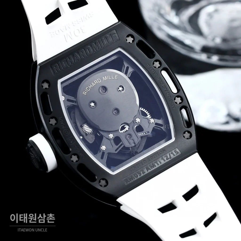 리차드밀 RM052 스테인리스 스틸 스컬 스켈레톤 오토매틱 50mm 실버 블랙 러버 스트랩