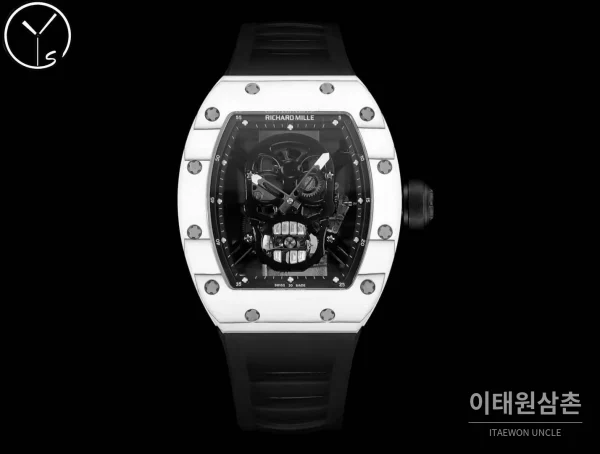 리차드밀 RM055 NTPT카본 블랙스켈레톤 수동 49.9mm 스켈레톤 다이얼 블랙 러버 스트랩 화이트 베젤