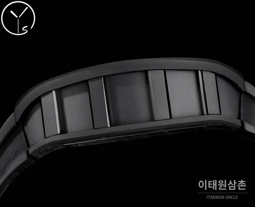 리차드밀 RM055 NTPT카본 블랙스켈레톤 수동 49.9mm 스켈레톤 다이얼 블랙 러버 스트랩 그레이 베젤