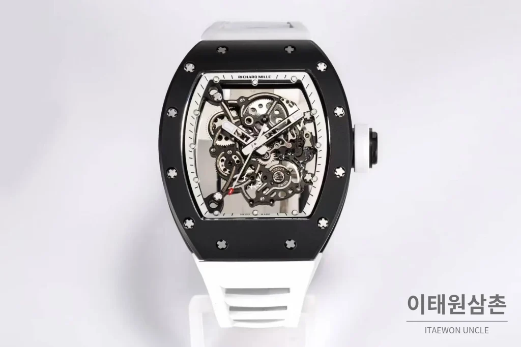 리차드밀 RM055 화이트세라믹 스켈레톤 수동 49.9mm 스켈레톤 다이얼 화이트 러버 스트랩 블랙 베젤 (3)