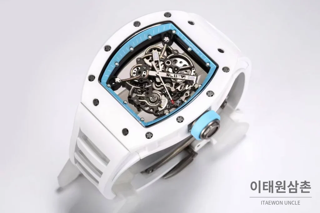 리차드밀 RM055 화이트세라믹 스켈레톤 수동 49.9mm 스켈레톤 다이얼 화이트 러버 스트랩 아이스블루 베젤