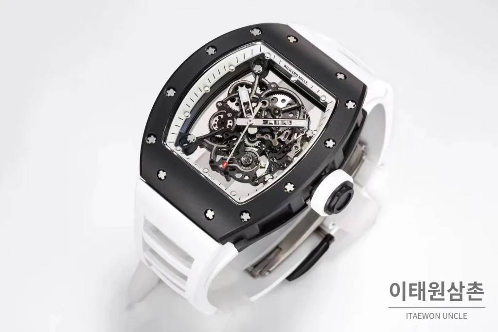 리차드밀 RM055 화이트세라믹 스켈레톤 수동 49.9mm 스켈레톤 다이얼 화이트 러버 스트랩 블랙 베젤 (3)