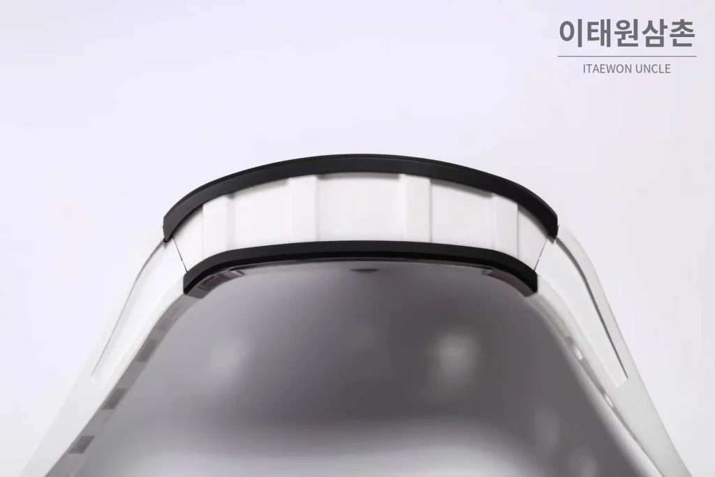 리차드밀 RM055 화이트세라믹 스켈레톤 수동 49.9mm 스켈레톤 다이얼 화이트 러버 스트랩 블랙 베젤 (2)