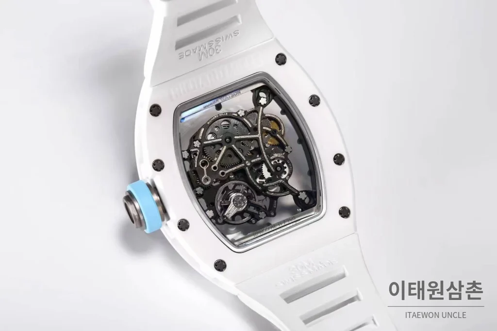 리차드밀 RM055 화이트세라믹 스켈레톤 수동 49.9mm 스켈레톤 다이얼 화이트 러버 스트랩 아이스블루 베젤