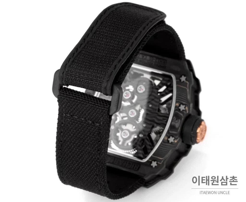 리차드밀 RM12-01 골드카본 스켈레톤 토노형 수동 47mm 스켈레톤 다이얼 블랙 나일론 스트랩