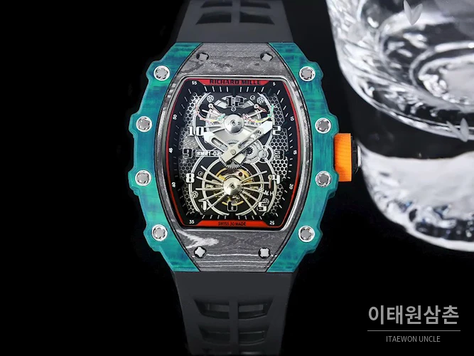 리차드밀 RM21-01 카본파이버 스켈레톤 오토매틱 50mm 블랙 블랙 러버 스트랩 그린 베젤