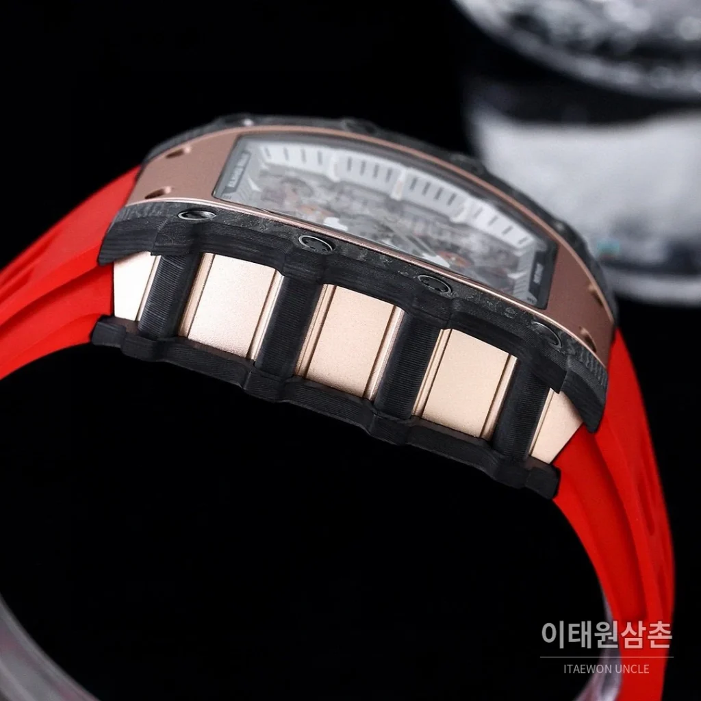 리차드밀 RM21-01 카본파이버 스켈레톤 오토매틱 50mm 블랙 레드 러버 스트랩