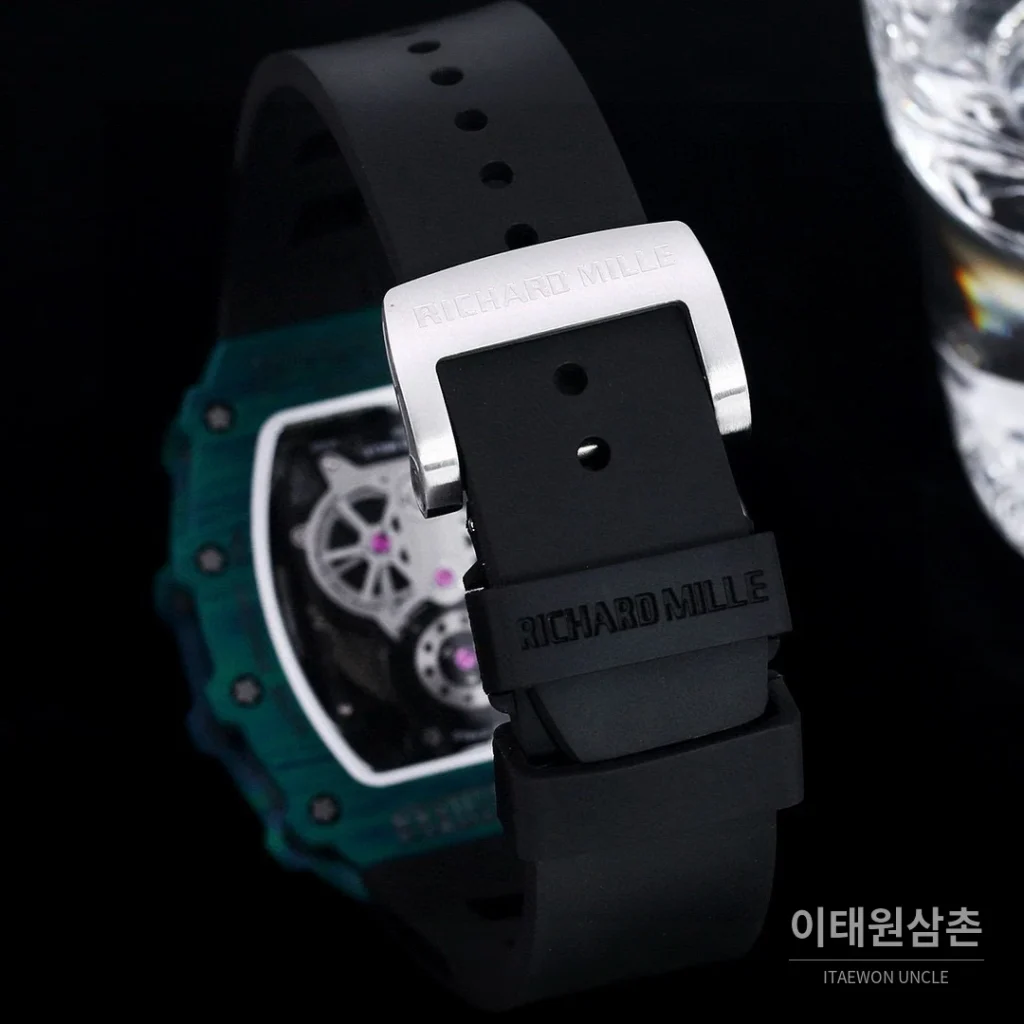 리차드밀 RM21-01 카본파이버 스켈레톤 오토매틱 50mm 블랙 블랙 러버 스트랩 그린 베젤
