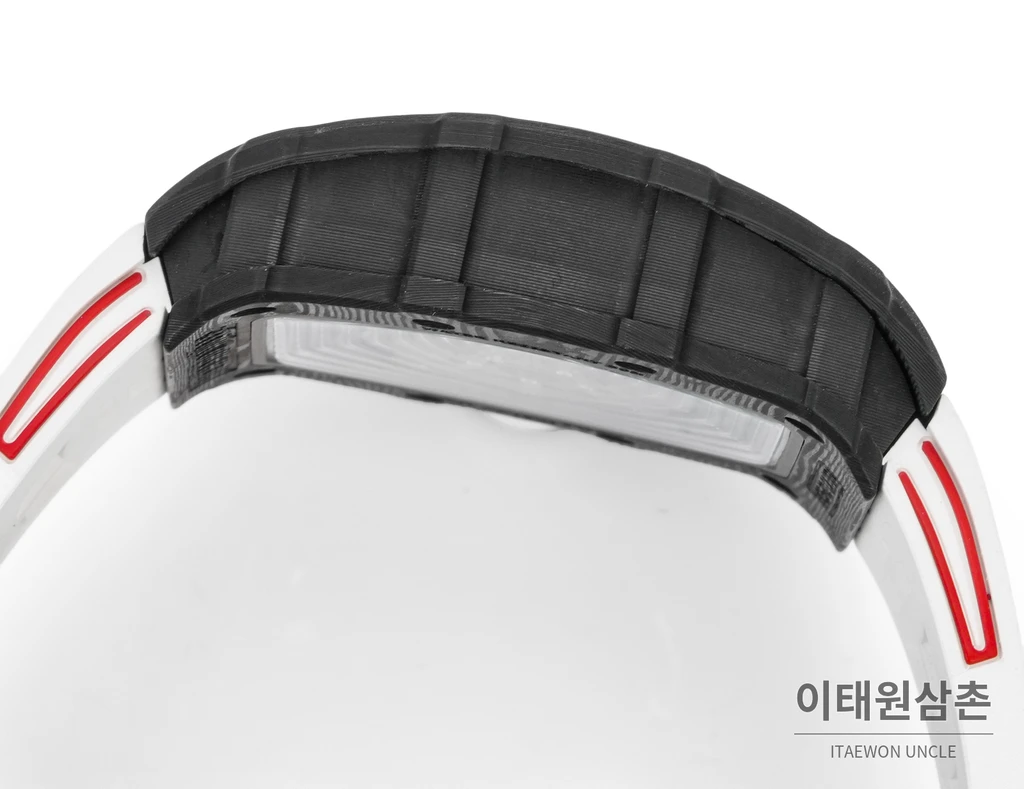 리차드밀 RM35-02 라파엘 나달 카본 파이버 스켈레톤 오토매틱 43mm 블랙 / 레드 화이트 러버 스트랩
