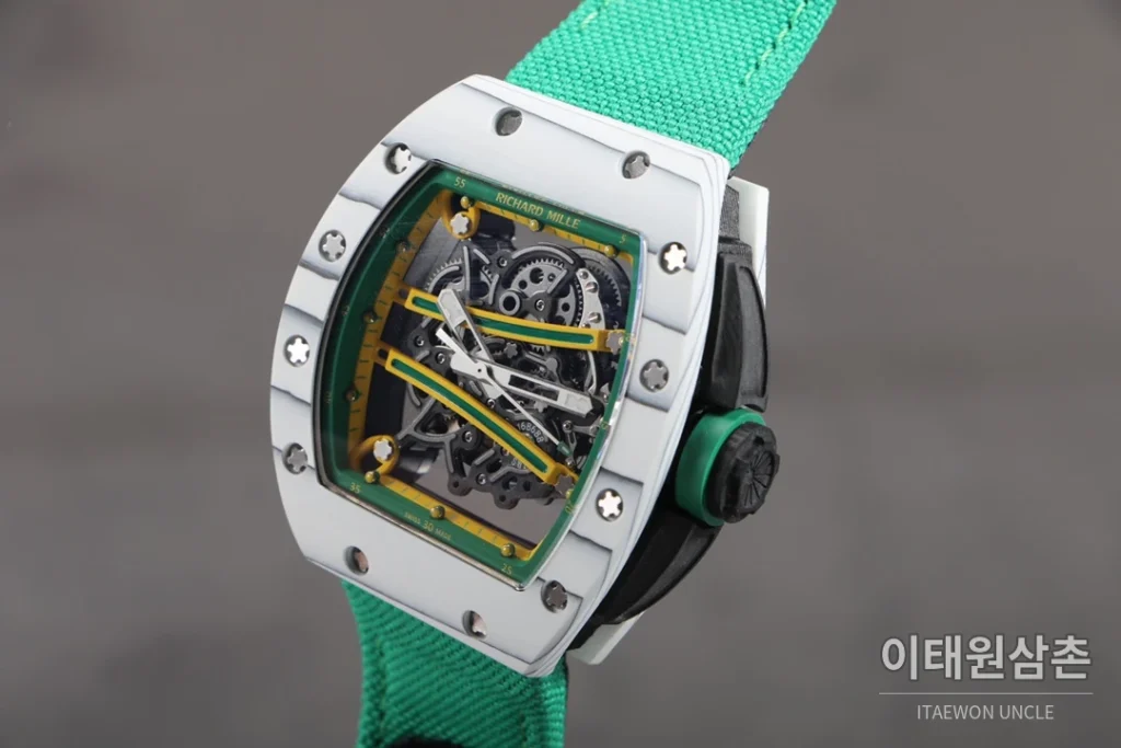리차드밀 RM61-01 요한블레이크 카본 세라믹 스켈레톤 수동 43mm 블랙 / 그레이 민트 나일론 스트랩