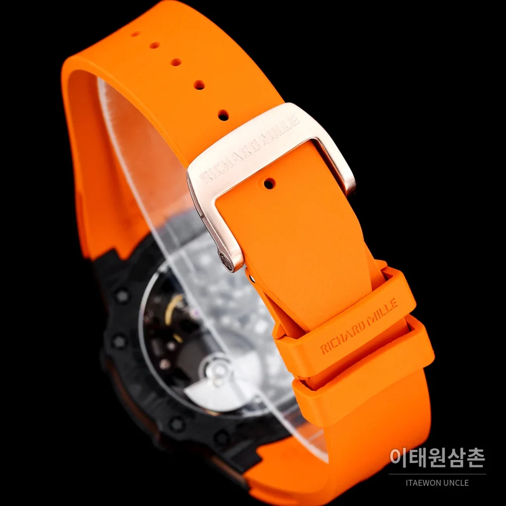 리차드밀 티타늄 카본 스켈레톤 마이크로로터 오토매틱 42mm tan 스켈레톤 다이얼 레드 러버 스트랩