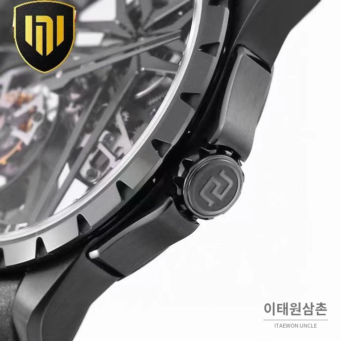 로저드뷔 엑스칼리버 플라잉 투르비용 스켈레톤 블루다이얼 오토매틱 42mm 블랙 러버 스트랩
