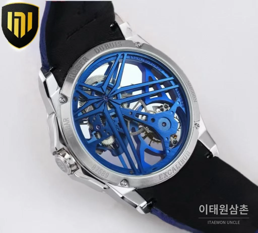 로저드뷔 엑스칼리버 플라잉 투르비용 스켈레톤 블루다이얼 오토매틱 42mm 네이비 러버 스트랩