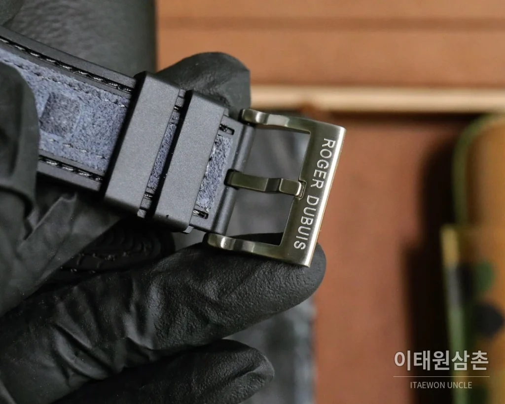 로저드뷔 엑스칼리버 스켈레톤 더블밸런스 DLC 티타늄 오토매틱 46mm 스켈레톤 다이얼 그레이 러버 스트랩