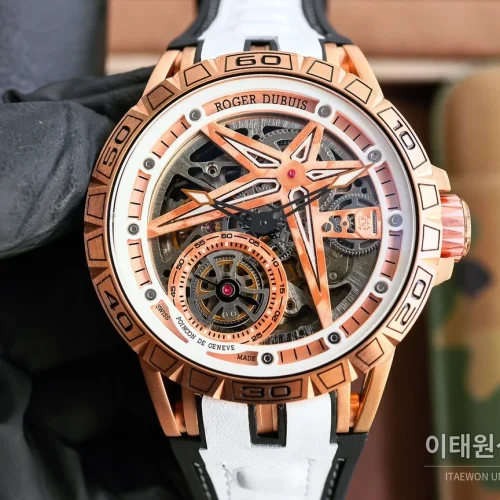 로저드뷔 엑스칼리버 스켈레톤 더블밸런스 티타늄 오토매틱 46mm 스켈레톤 다이얼 화이트 러버 스트랩