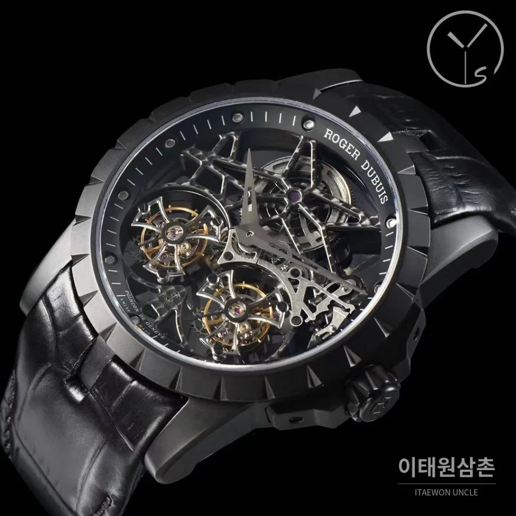 로저드뷔 엑스칼리버 스켈레톤 더블투르비옹 수동 45mm 스켈레톤 다이얼 블랙 가죽 스트랩 블랙 베젤