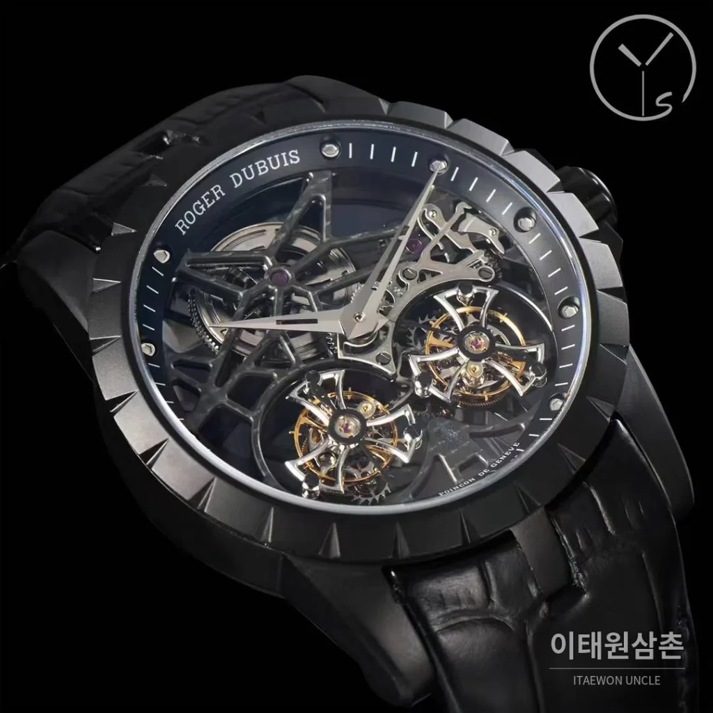 로저드뷔 엑스칼리버 스켈레톤 더블투르비옹 수동 45mm 스켈레톤 다이얼 블랙 가죽 스트랩 블랙 베젤