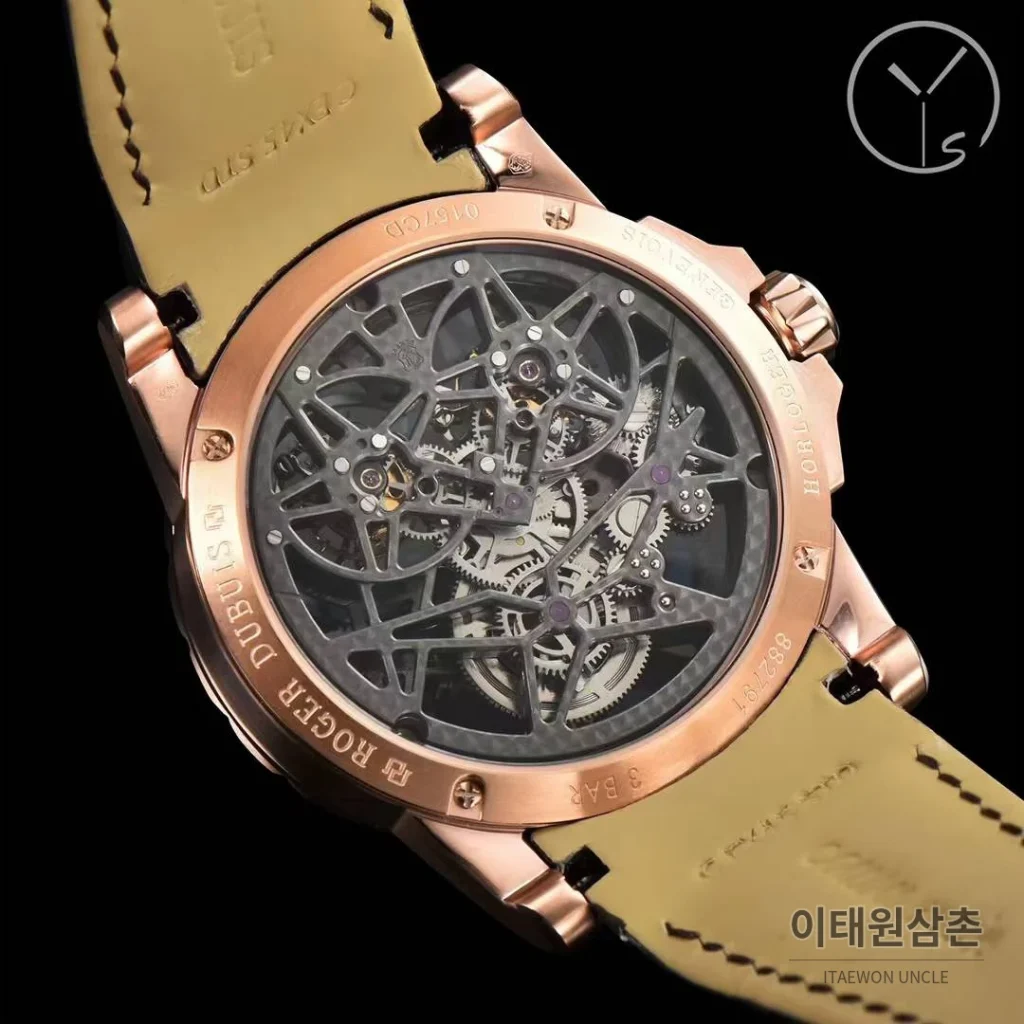 로저드뷔 엑스칼리버 스켈레톤 더블투르비옹 수동 45mm 스켈레톤 다이얼 블랙 가죽 스트랩 로즈골드 베젤