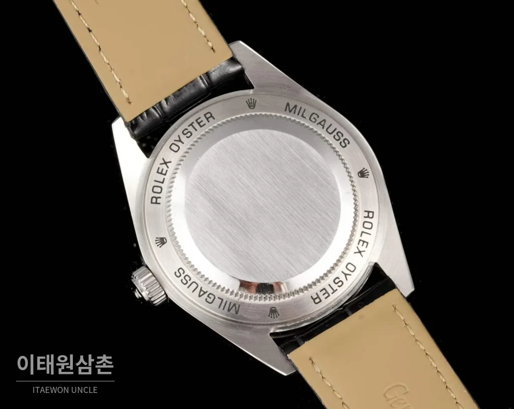 롤렉스 에어킹 스틸 블랙다이얼 그린핸즈 오토매틱 40mm 블랙 / 그린 블랙 가죽 스트랩