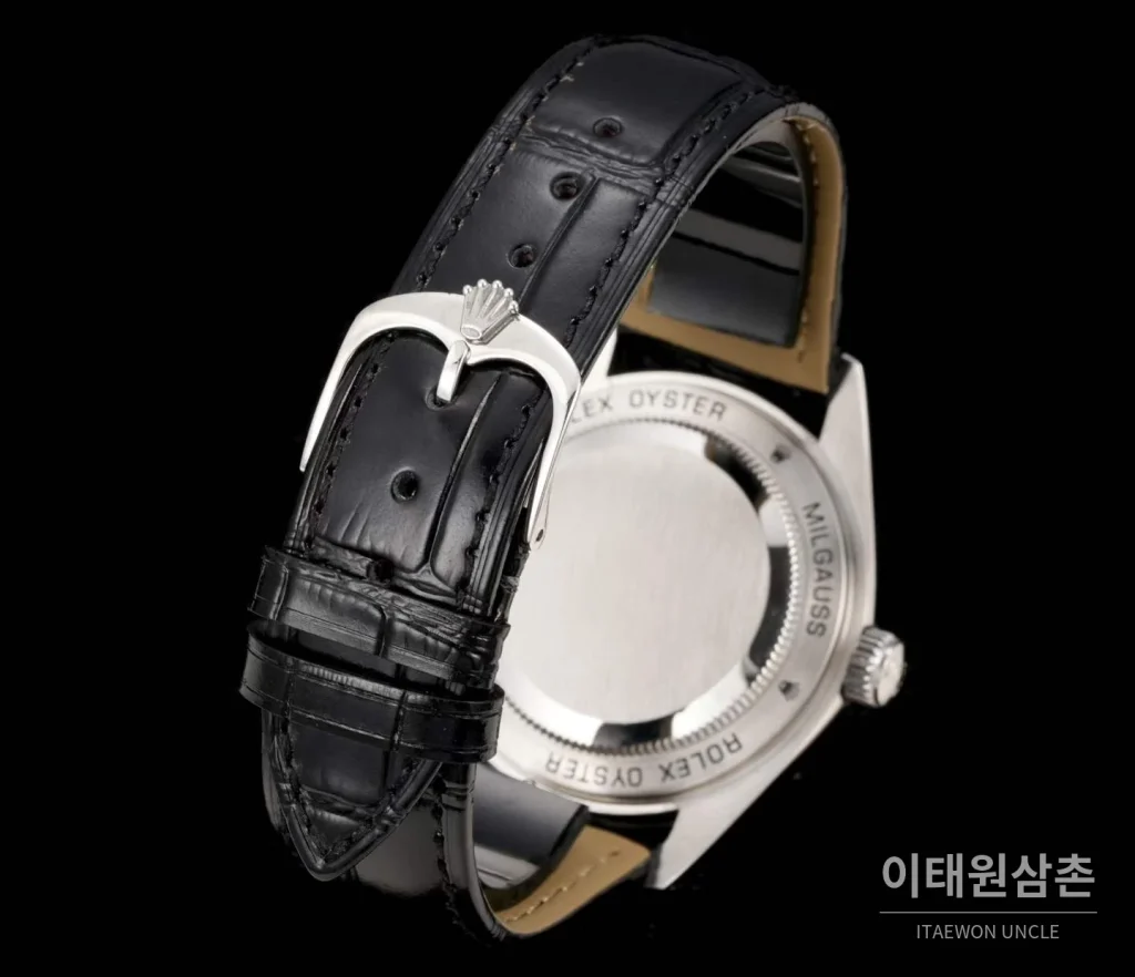 롤렉스 에어킹 스틸 블랙다이얼 그린핸즈 오토매틱 40mm 블랙 / 그린 블랙 가죽 스트랩