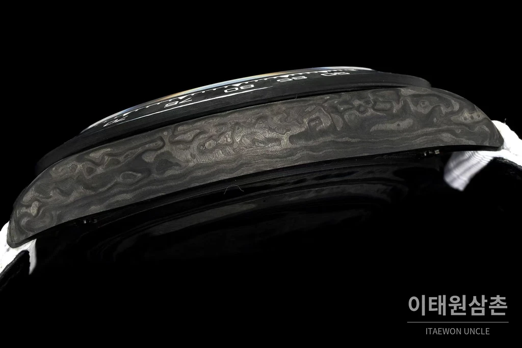 롤렉스 ANT 블랙카본 파이버 BMW엠블럼 커스텀 데이토나 크로노그래프 오토매틱 40mm
