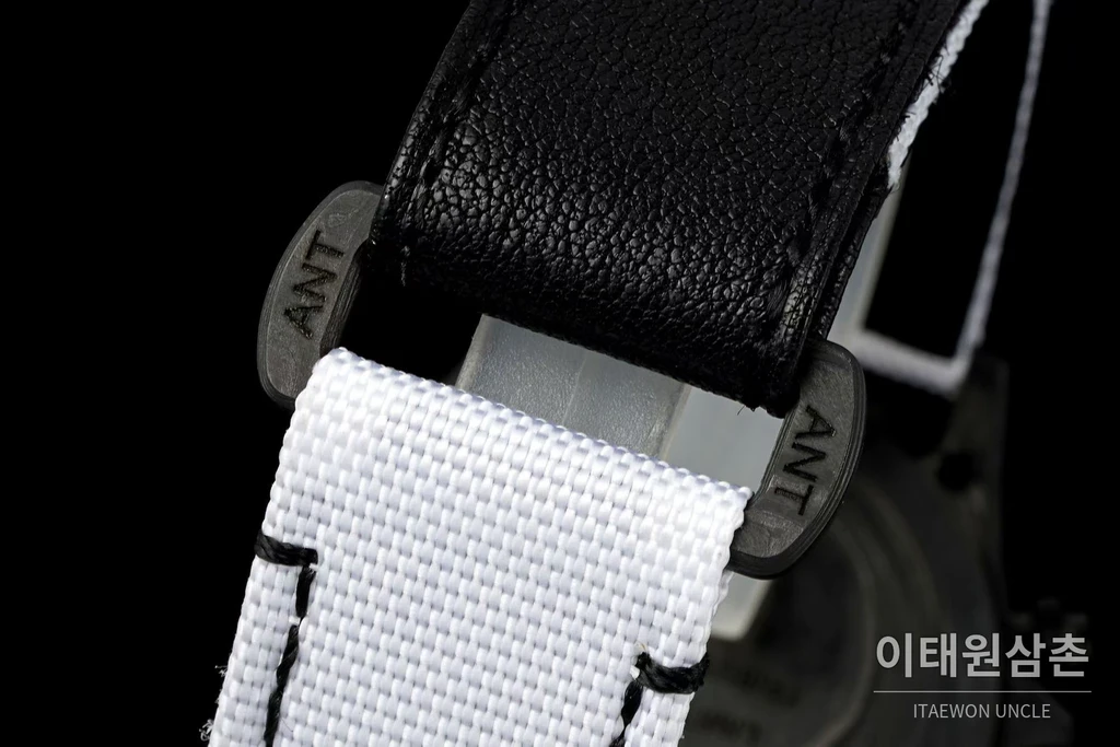 롤렉스 ANT 블랙카본 파이버 BMW엠블럼 커스텀 데이토나 크로노그래프 오토매틱 40mm