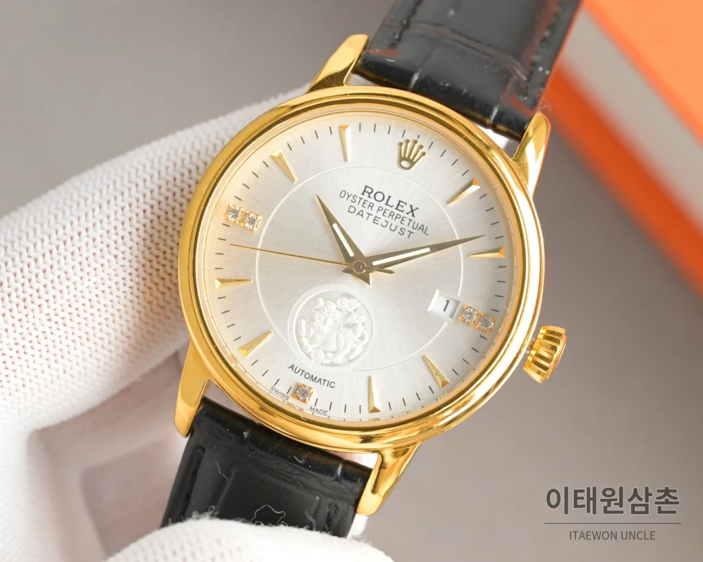 롤렉스 오토매틱 40mm 실버 다이얼 블랙 가죽 스트랩 골드 베젤