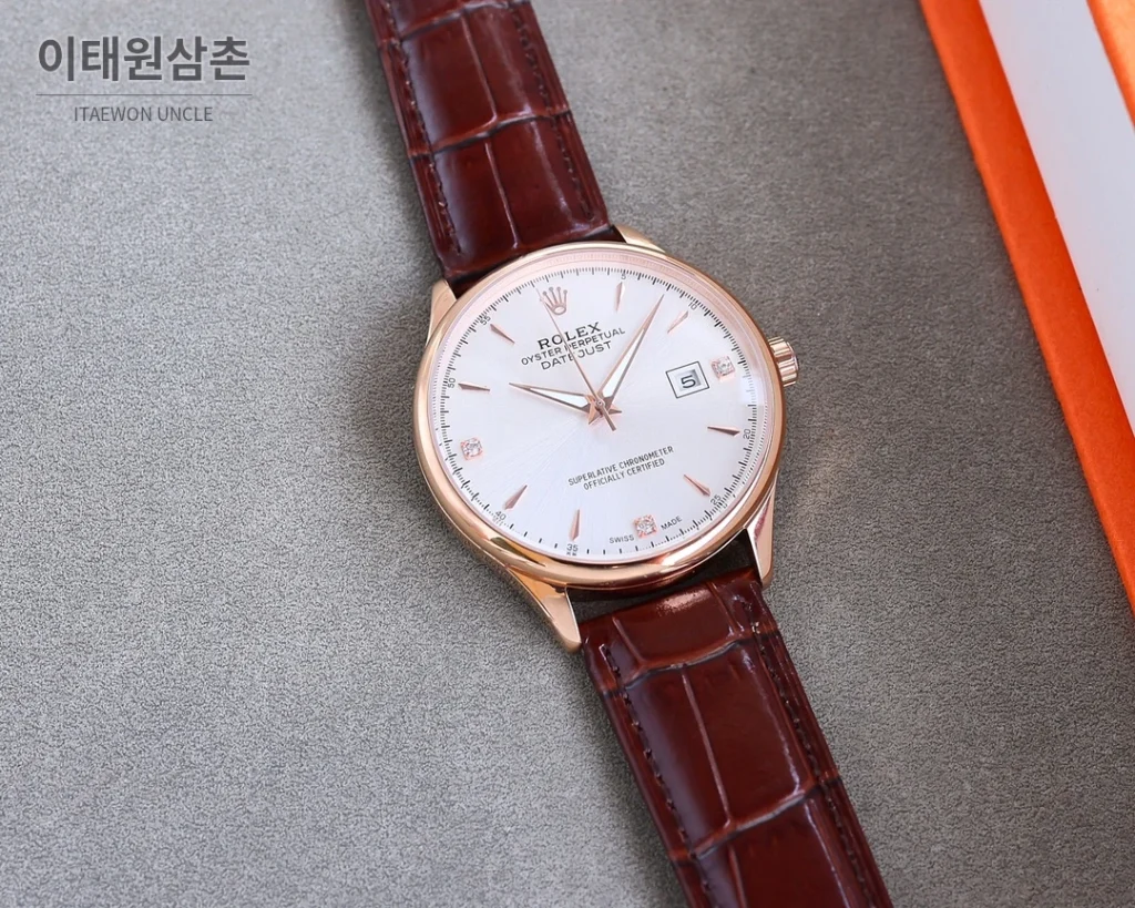 롤렉스 오토매틱 40mm 실버 다이얼 블랙 가죽 스트랩