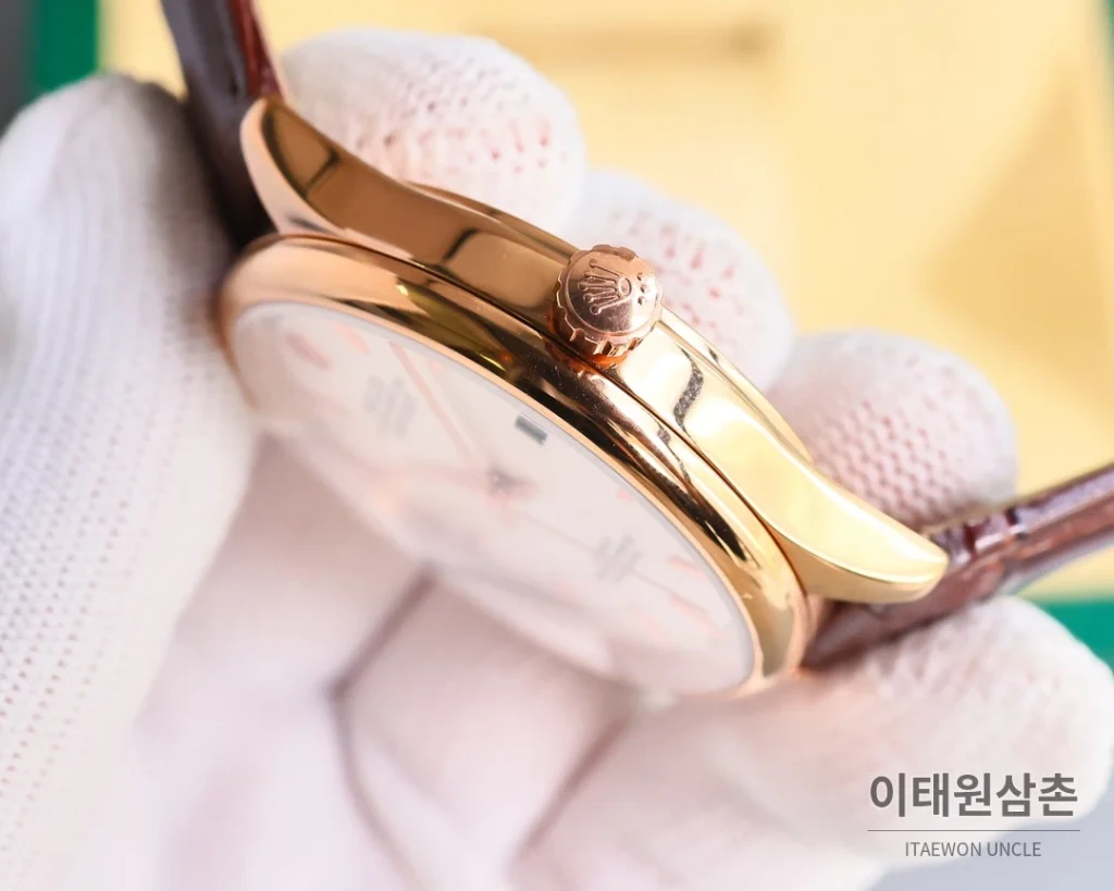롤렉스 오토매틱 40mm 실버 다이얼 블랙 가죽 스트랩 (4)