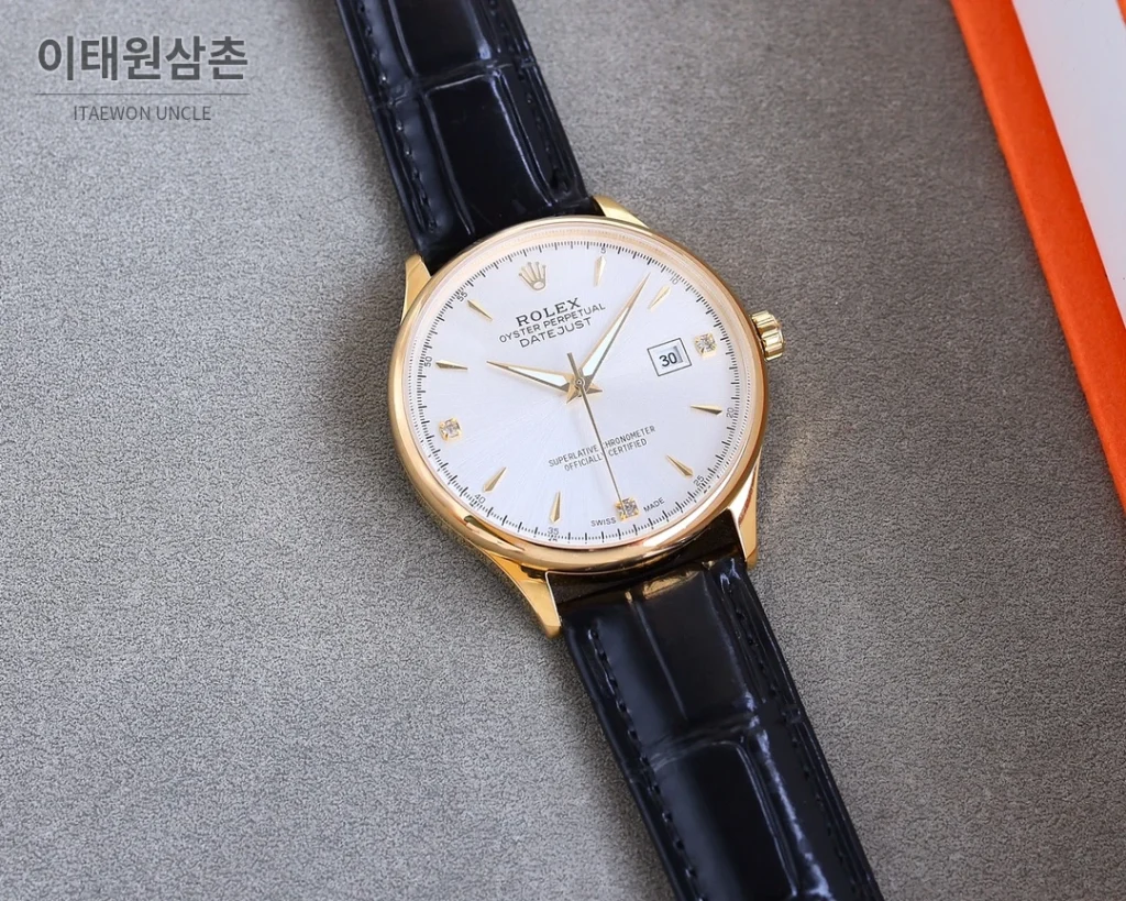 롤렉스 오토매틱 40mm 샴페인 다이얼 블랙 가죽 스트랩 골드 베젤