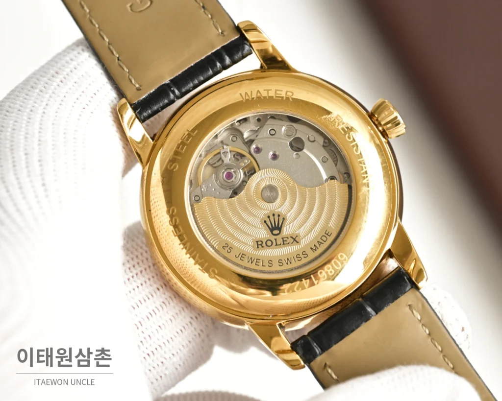 롤렉스 오토매틱 40mm 실버 다이얼 블랙 가죽 스트랩 골드 베젤 (2)
