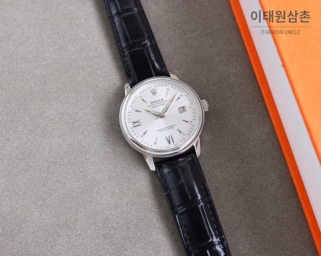 롤렉스 오토매틱 40mm 실버 다이얼 브라운 가죽 스트랩 골드 베젤