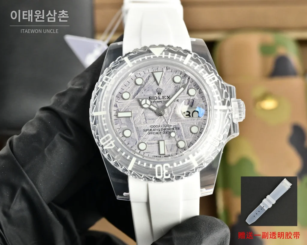 롤렉스 오토매틱 40mm 아이스블루 다이얼 화이트 러버 스트랩