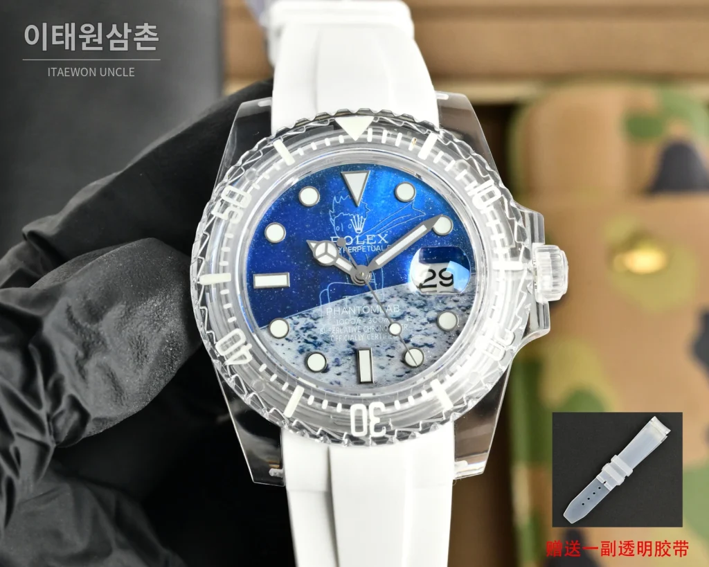 롤렉스 오토매틱 40mm 멀티컬러 다이얼 화이트 러버 스트랩