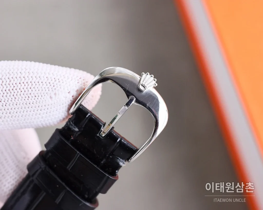 롤렉스 오토매틱 40mm 실버 다이얼 브라운 가죽 스트랩 골드 베젤