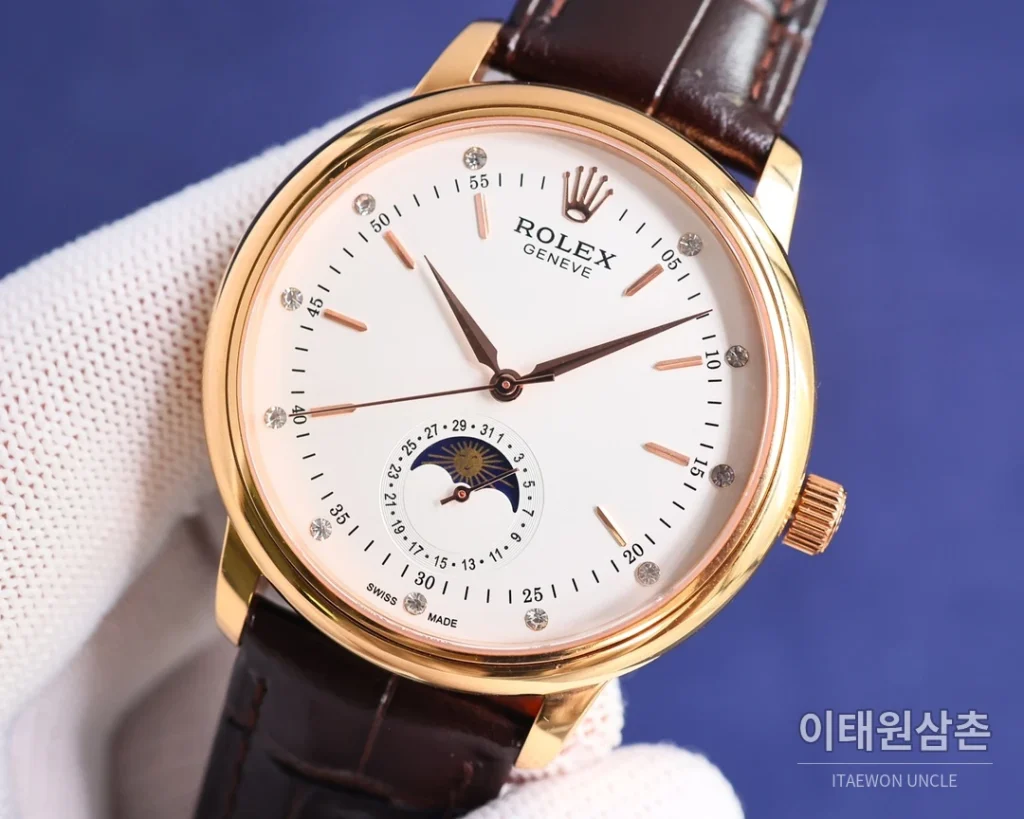 롤렉스 첼리니 문페이즈 오토매틱 40mm 화이트 다이얼 블랙 가죽 스트랩 골드 베젤