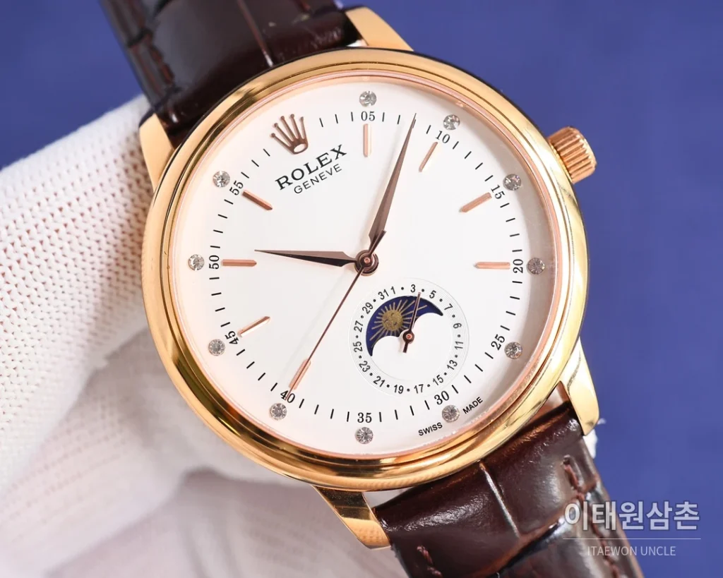 롤렉스 첼리니 문페이즈 오토매틱 40mm 화이트 다이얼 블랙 가죽 스트랩 골드 베젤